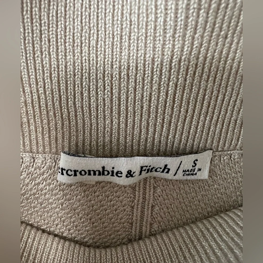 NWT Abercrombie & Fitch Ribbed Knit Mini Skirt Beige Size Small
